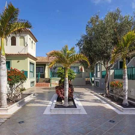 Semesteranläggning (resort) Bluesea Aloe 3*