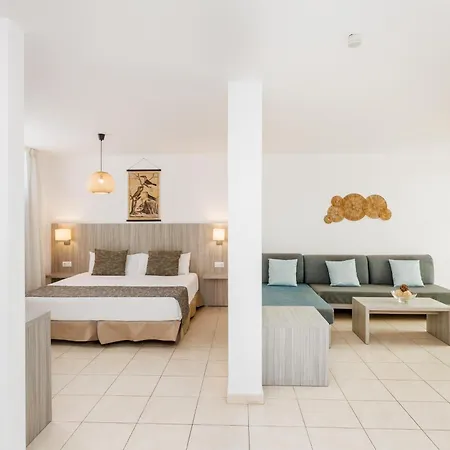 منتجع Bluesea Aloe 3*