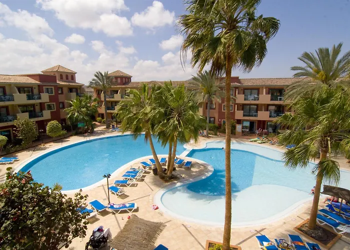 אתר נופש Bluesea Aloe קורלחו