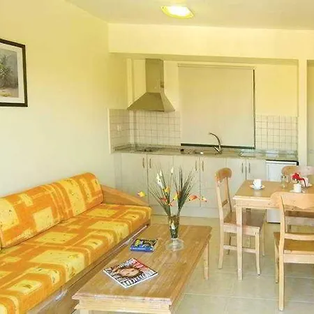 Bluesea Aloe Resort 3*