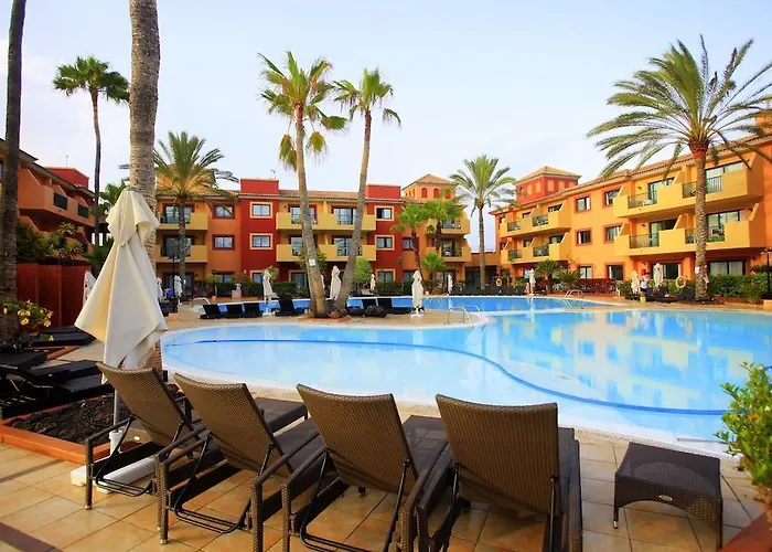Semesteranläggning (resort) Bluesea Aloe 3*